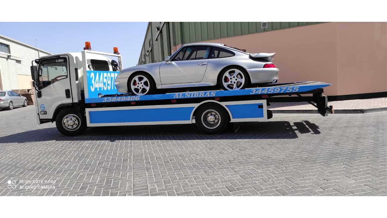 سطحة مملكة البحرين لنقل السيارات داخل وخارج البحرين
